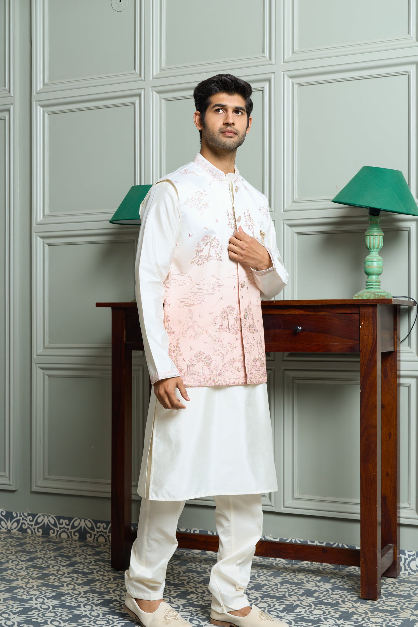 Peach SS Silk Jacket-Kurta-Bottom Set with Ombre Effect, Zari & Thread Work Embroidery