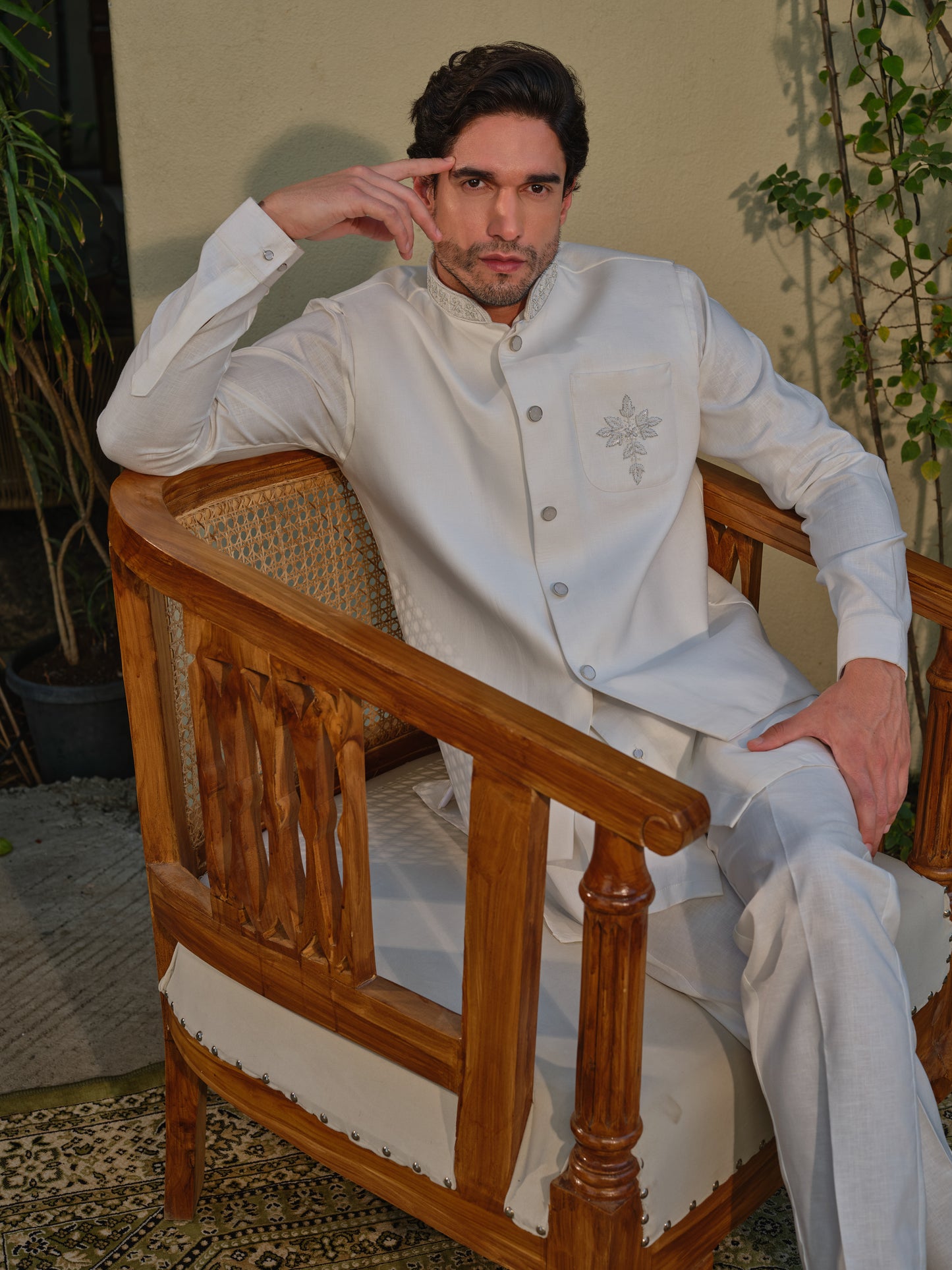 White Linen Blend Jacket–Kurta Set with Embroidered Pocket Detail