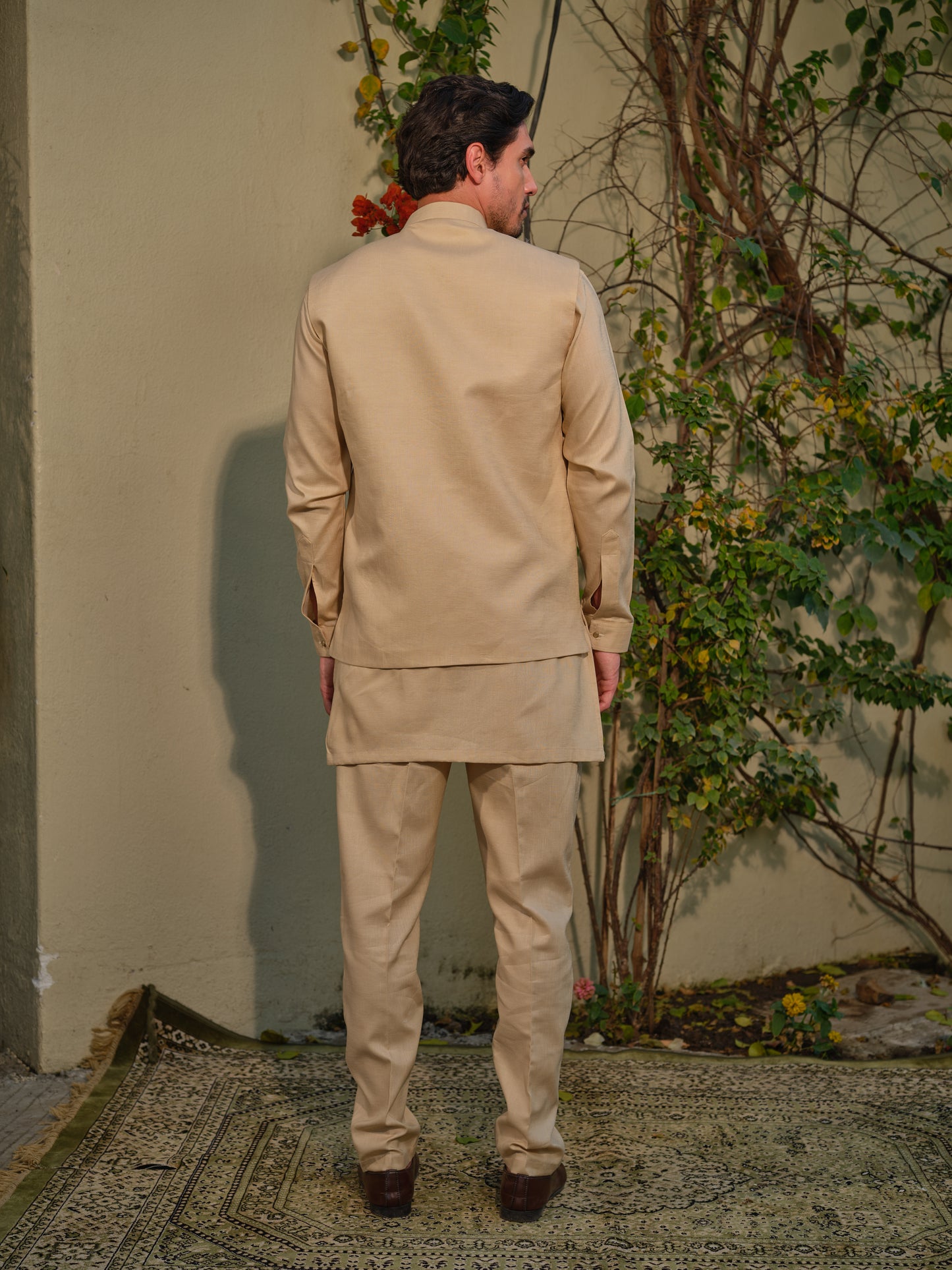 Cream Linen Blend Jacket–Kurta Set with Pocket Embroidery