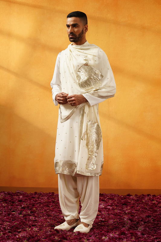 Off White Kurta Set with Dupatta