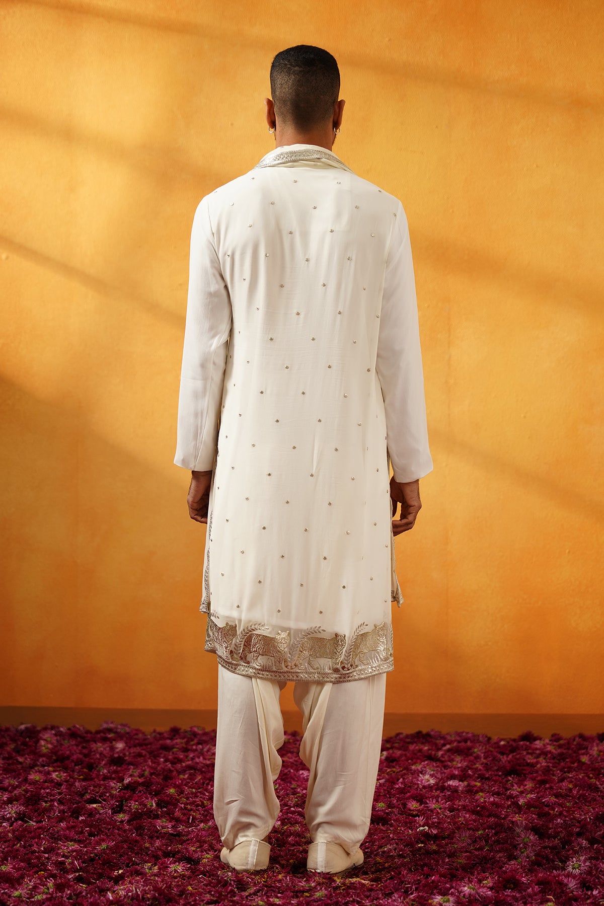 Off White Kurta Set with Dupatta