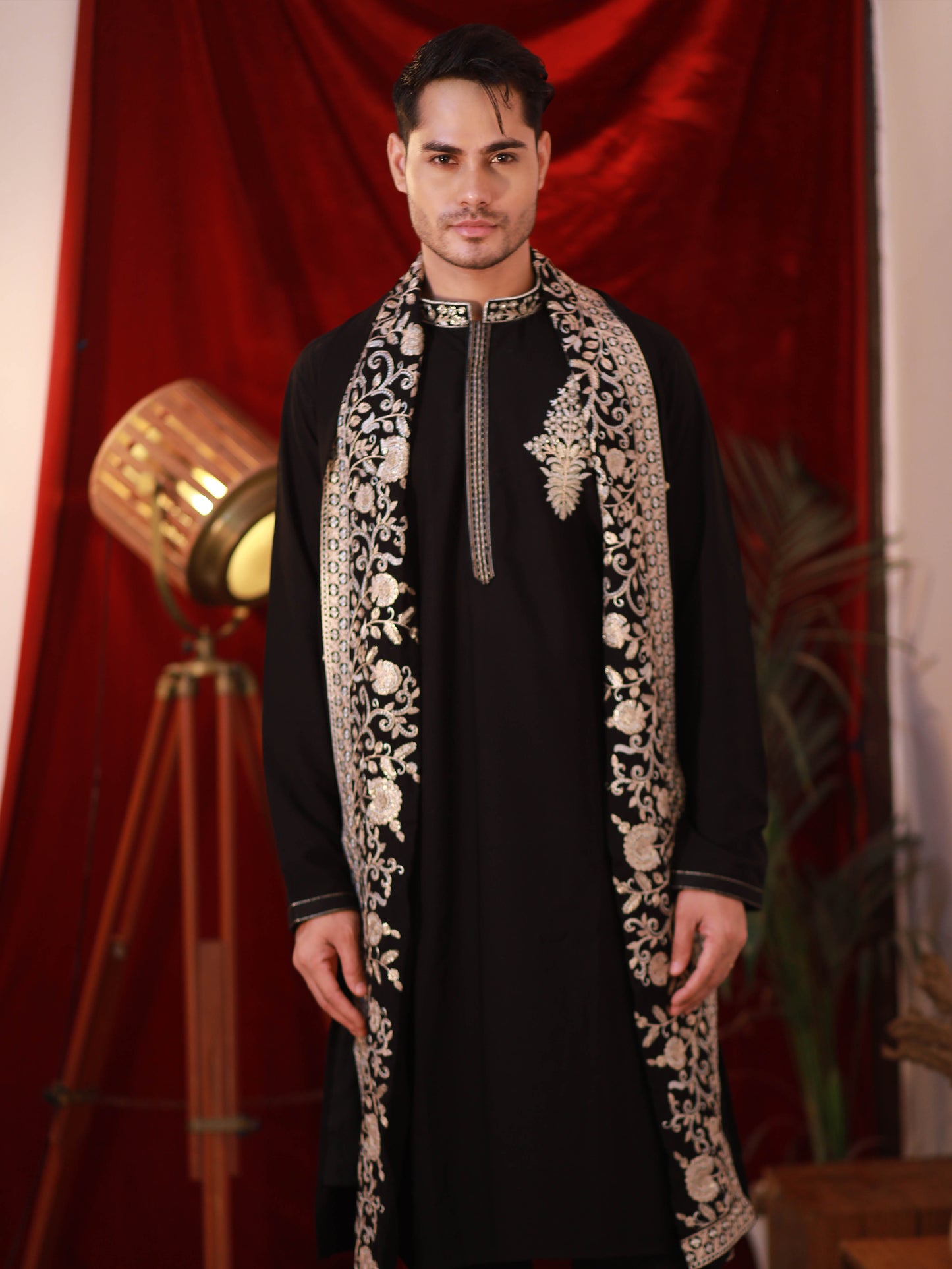 Men's Black BSY Kurta Set with Sequins & Zari Embroidery