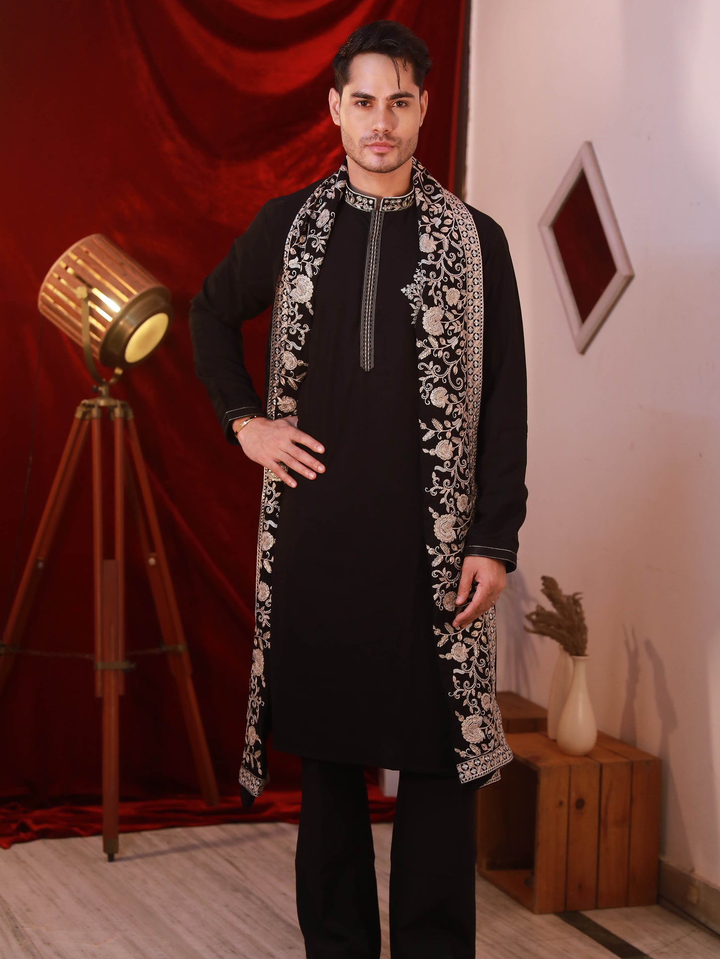 Men's Black BSY Kurta Set with Sequins & Zari Embroidery