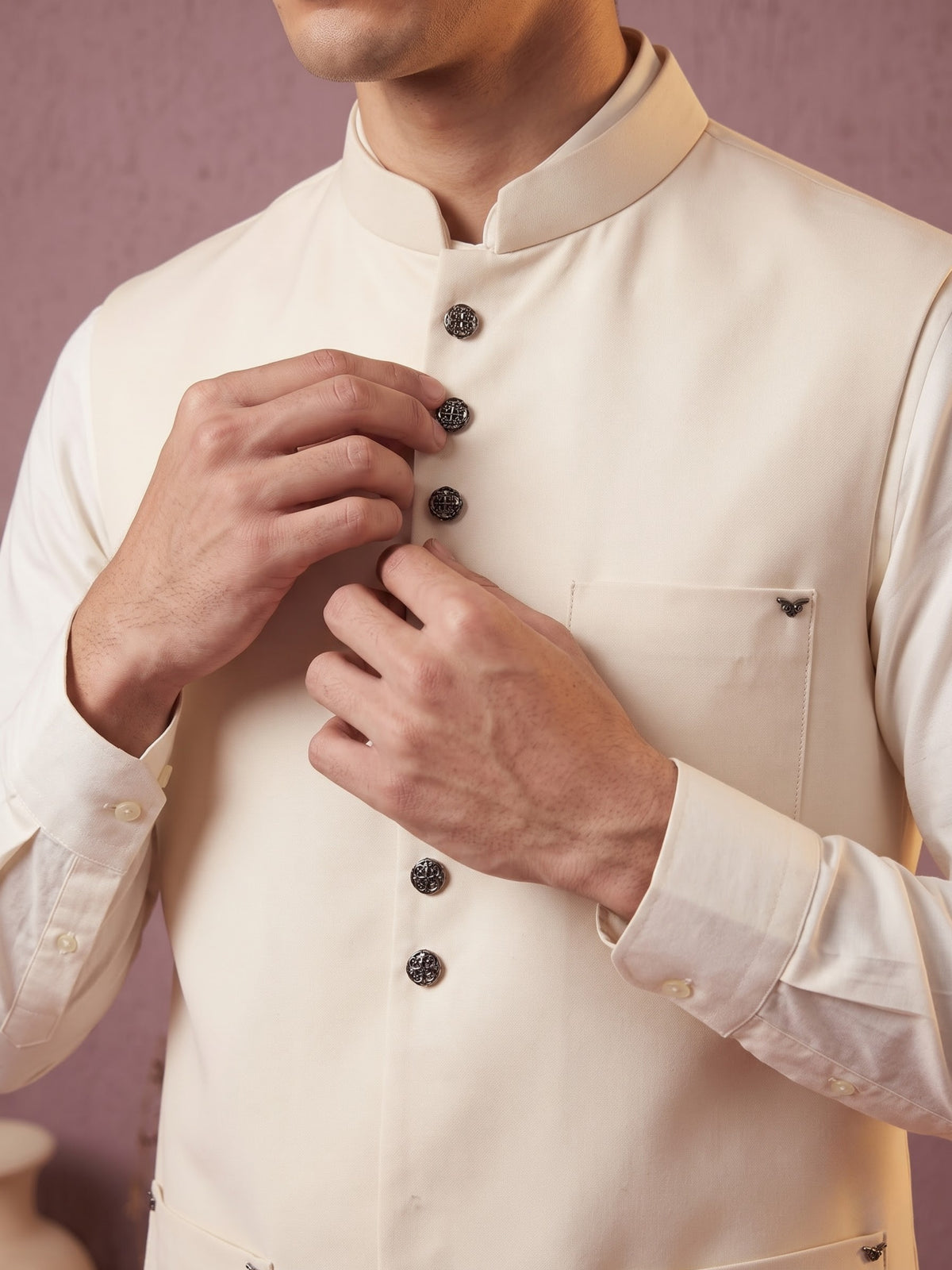 Fine-Finish Suiting Bandi Jacket with Elegant Buttons