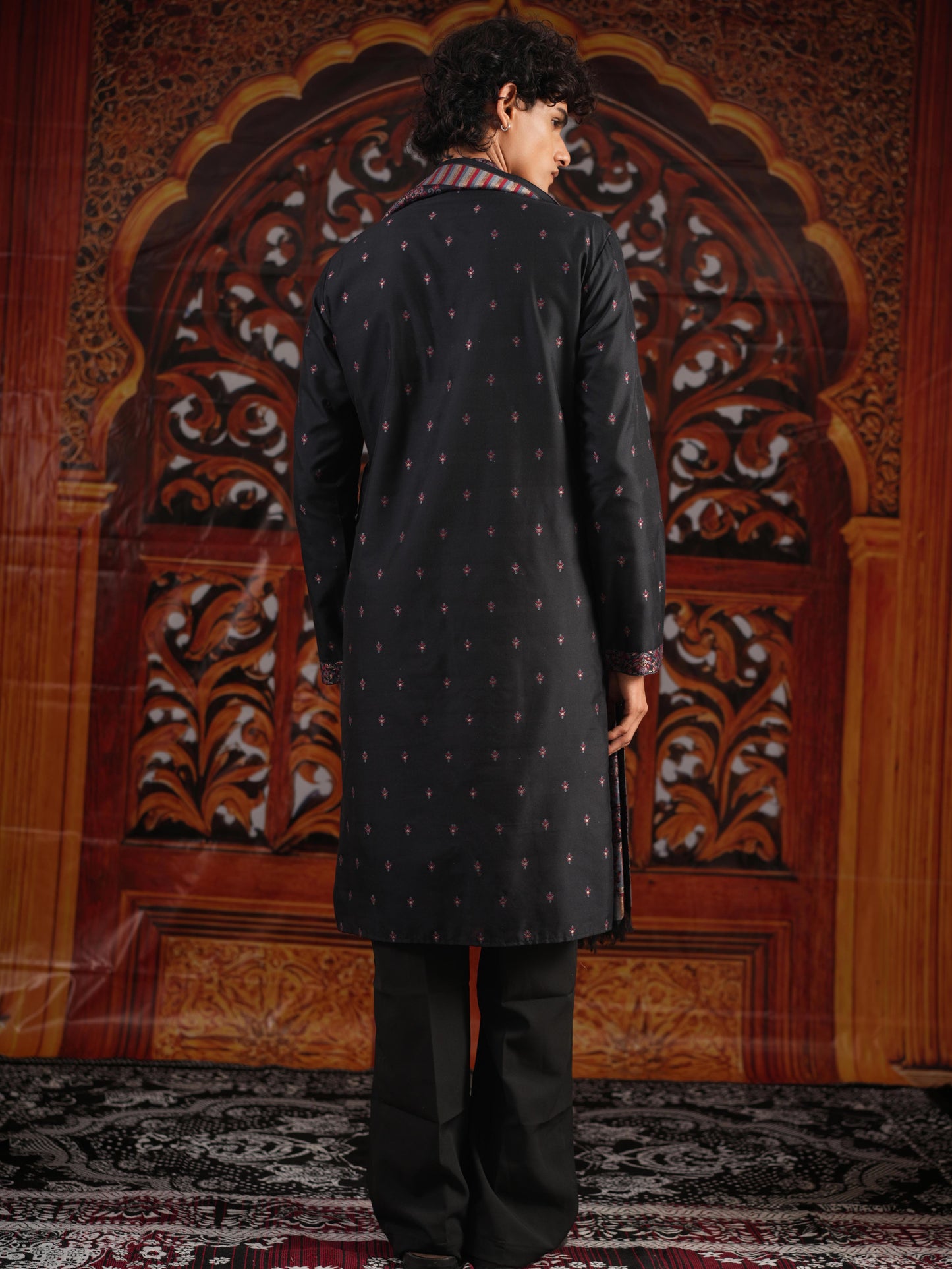 Men’s Black Jacquard Kurta Set with Dupatta