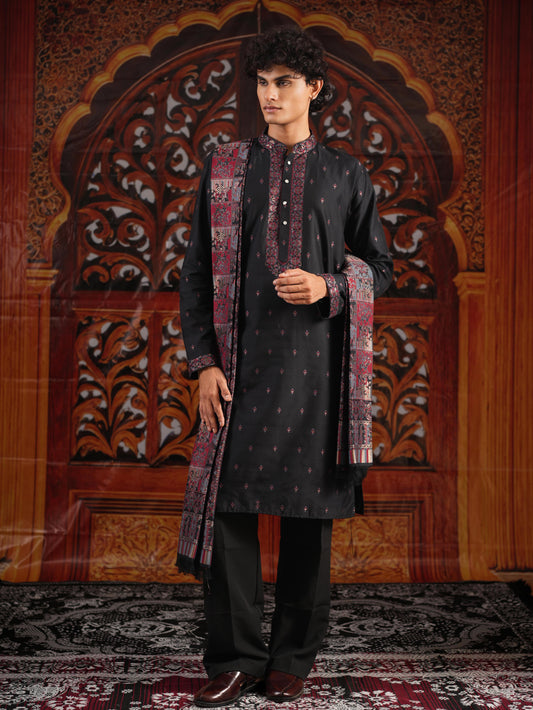 Men’s Black Jacquard Kurta Set with Dupatta