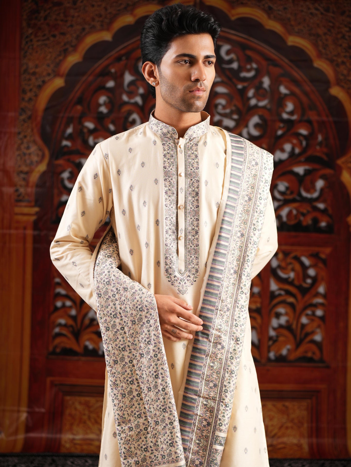 Men’s Beige Jacquard Kurta Set with Dupatta
