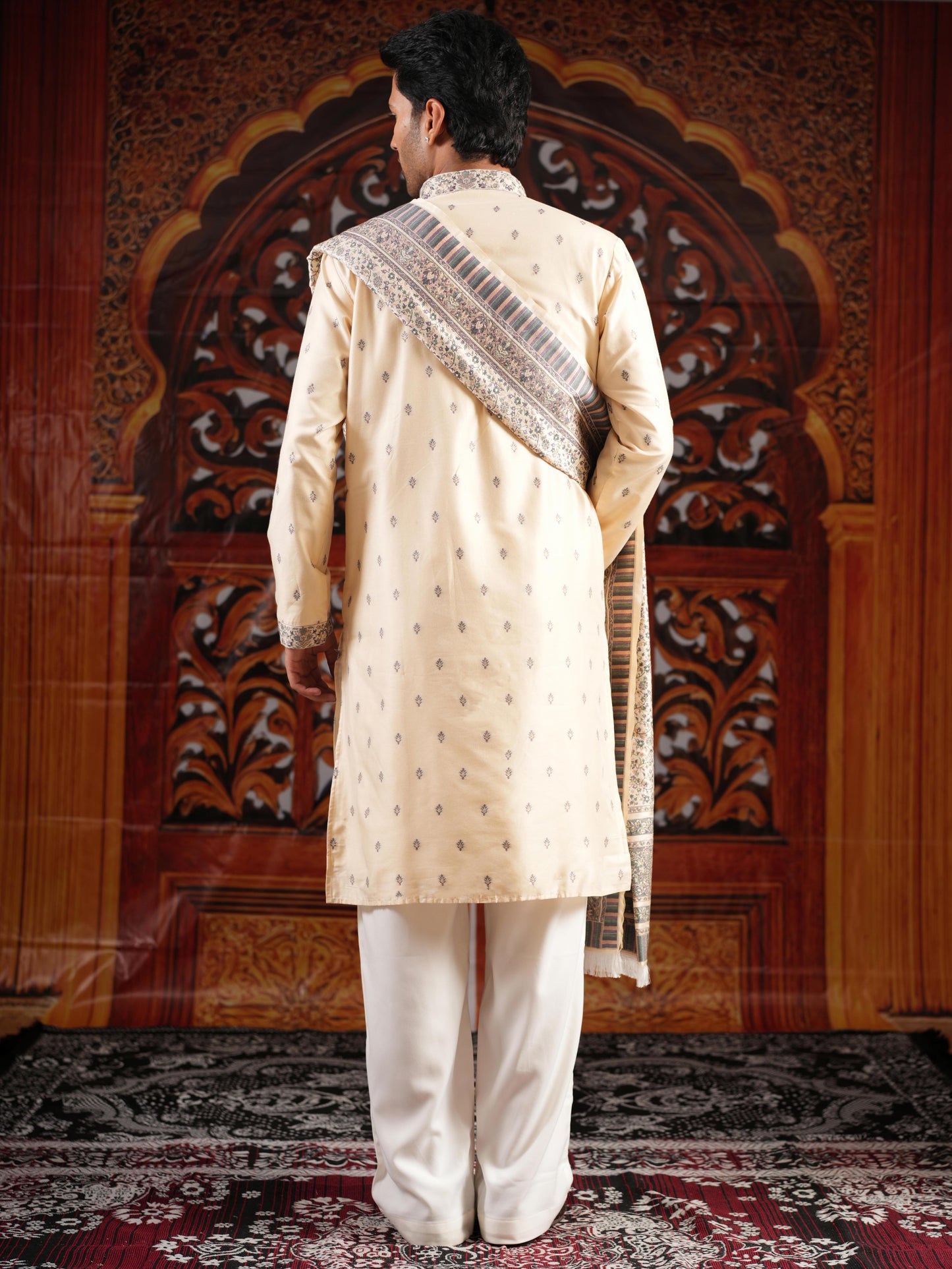 Men’s Beige Jacquard Kurta Set with Dupatta