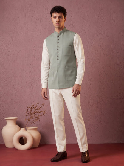 Fine-Finish Suiting Bandi Jacket with Elegant Buttons