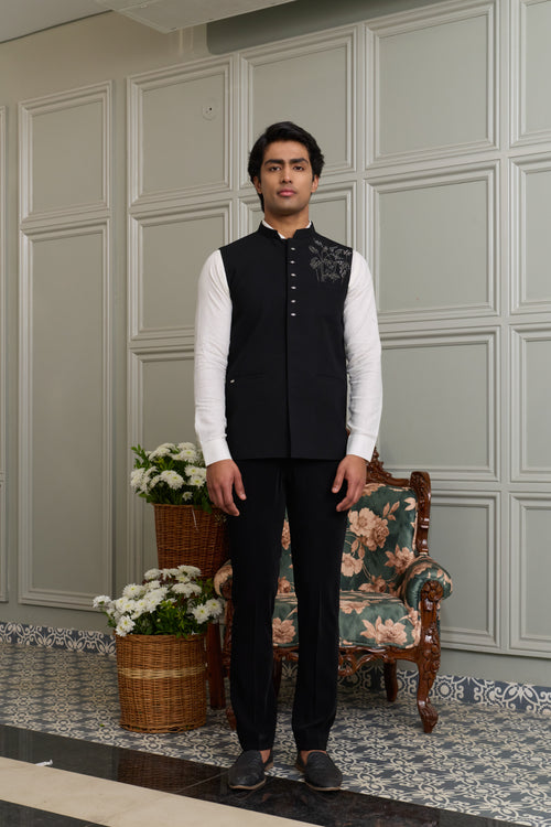 Modi Jacket with Hotfix Butta Detailing
