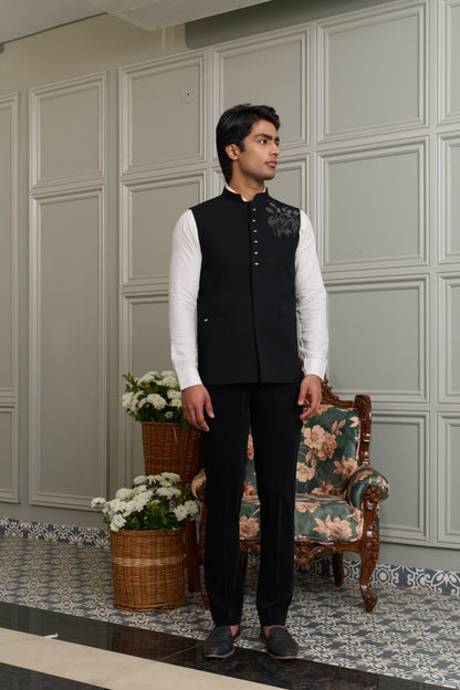 Modi Jacket with Hotfix Butta Detailing