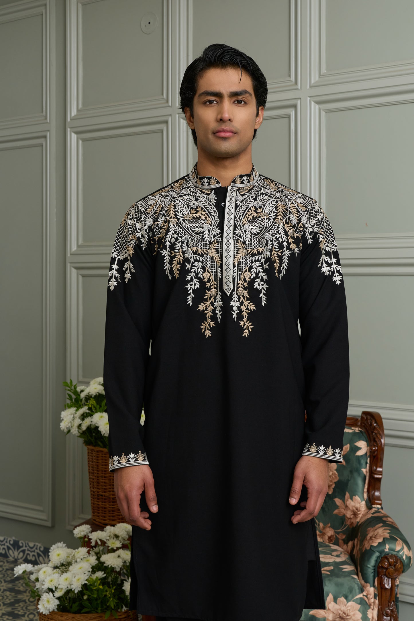 Black Japanese Fabric Kurta–Bottom Set with Thread Work