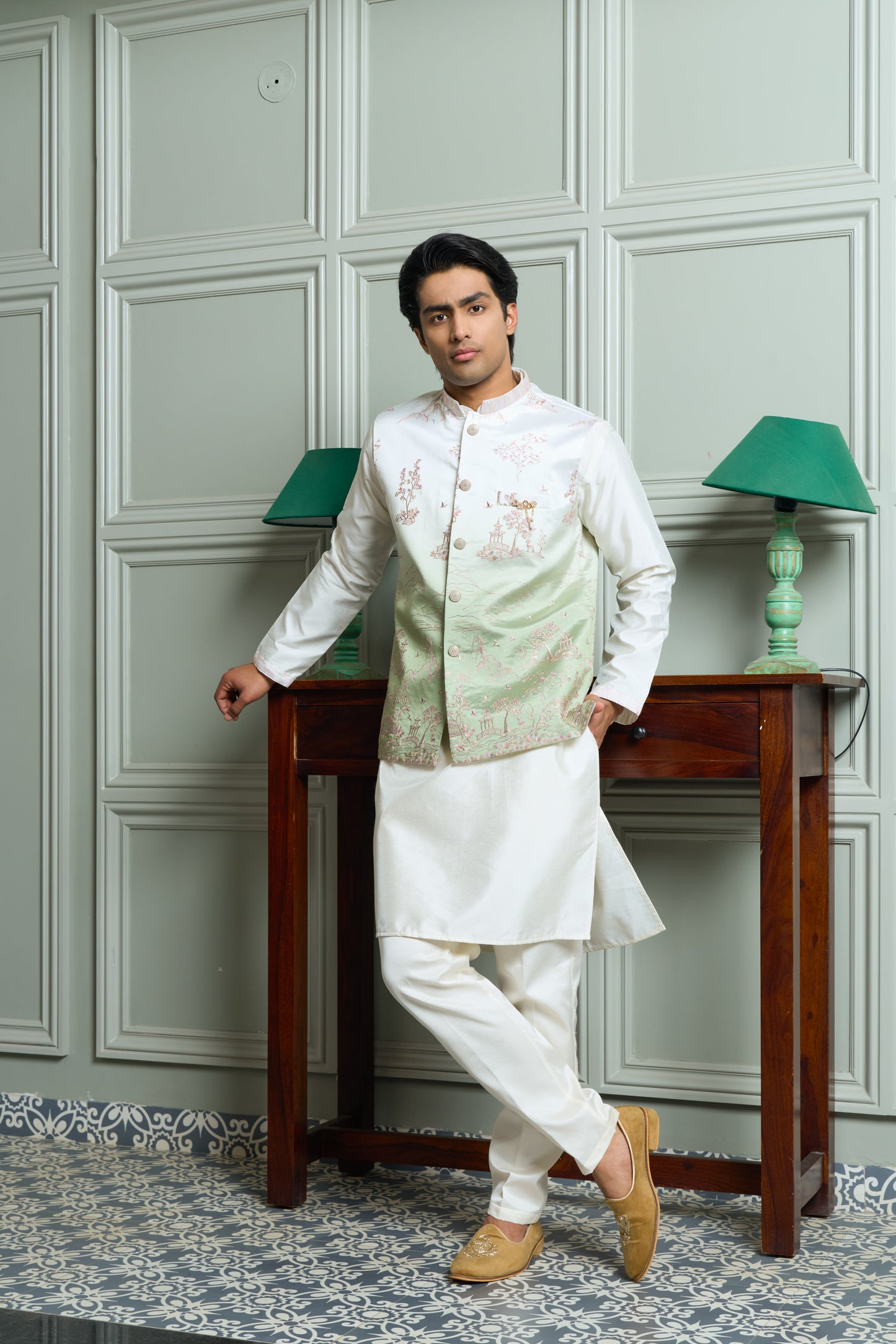 Green SS Silk Jacket-Kurta-Bottom Set with Ombre Effect, Zari & Thread Work Embroidery