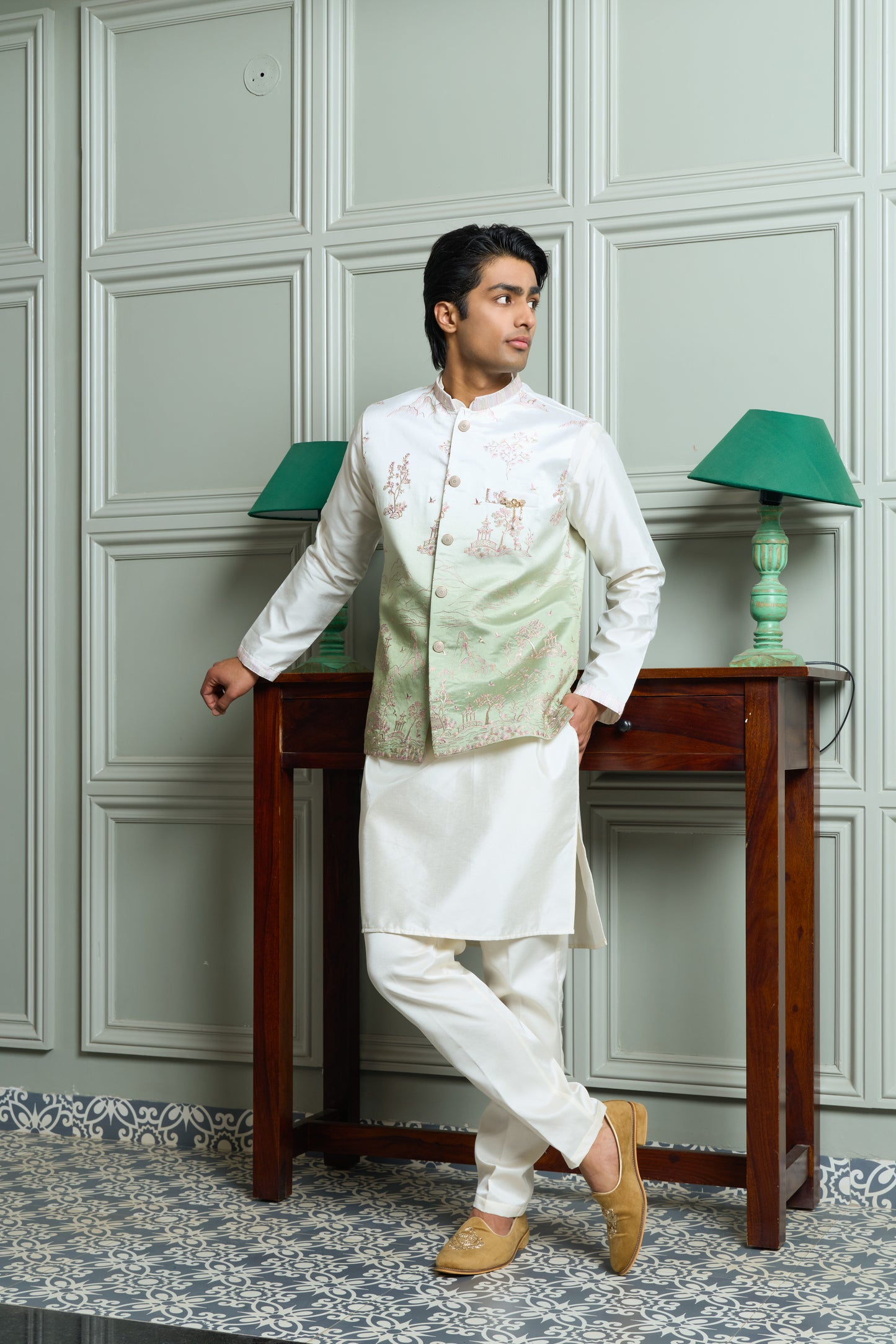 Green SS Silk Jacket-Kurta-Bottom Set with Ombre Effect, Zari & Thread Work Embroidery