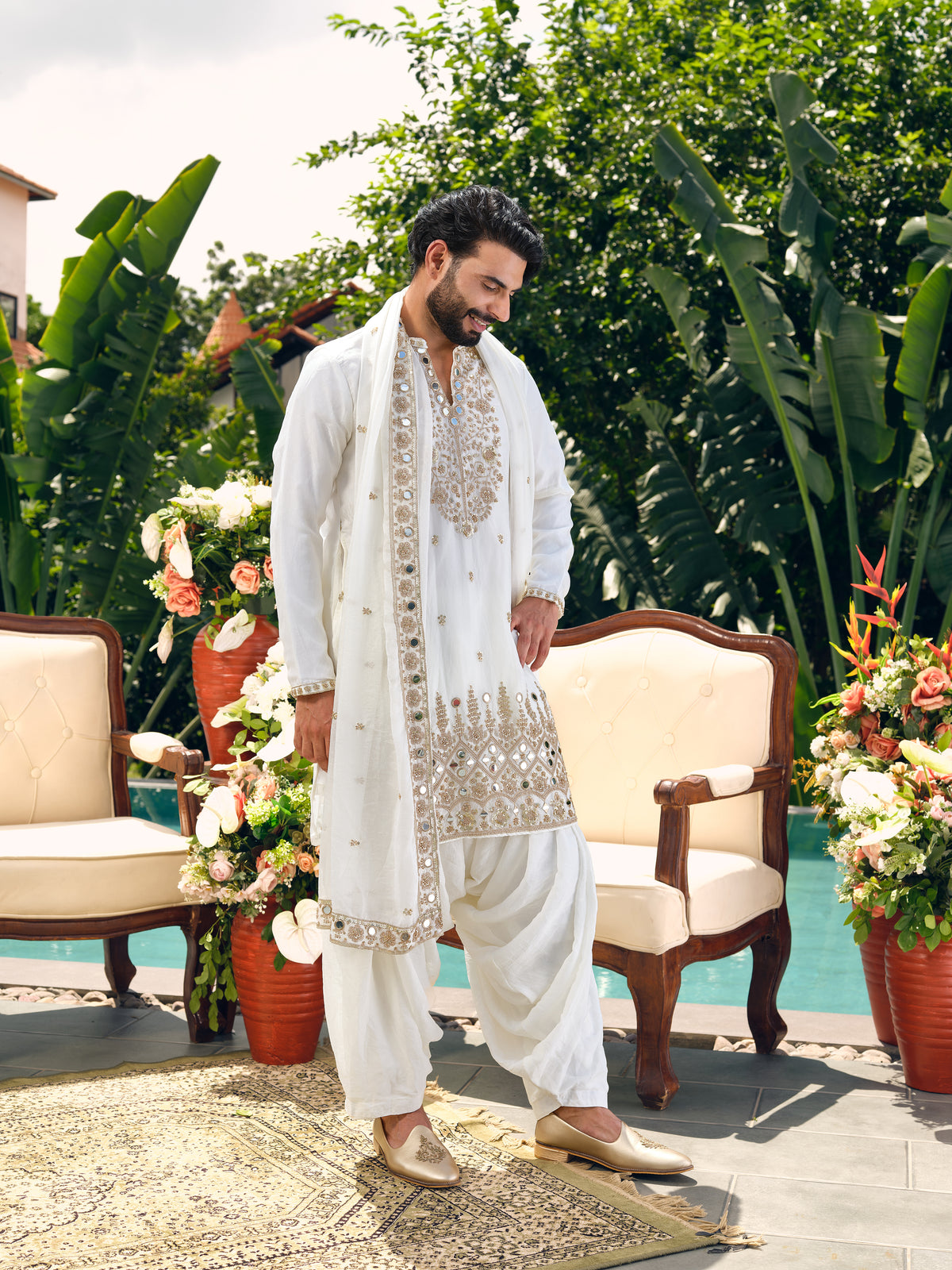 White Shimmer Organza Kurta with Dupatta Set with Zari Embroidery and Mirror Work