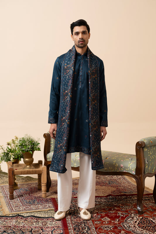Rama Green Kurta Set with Dupatta and Thread Embroidery