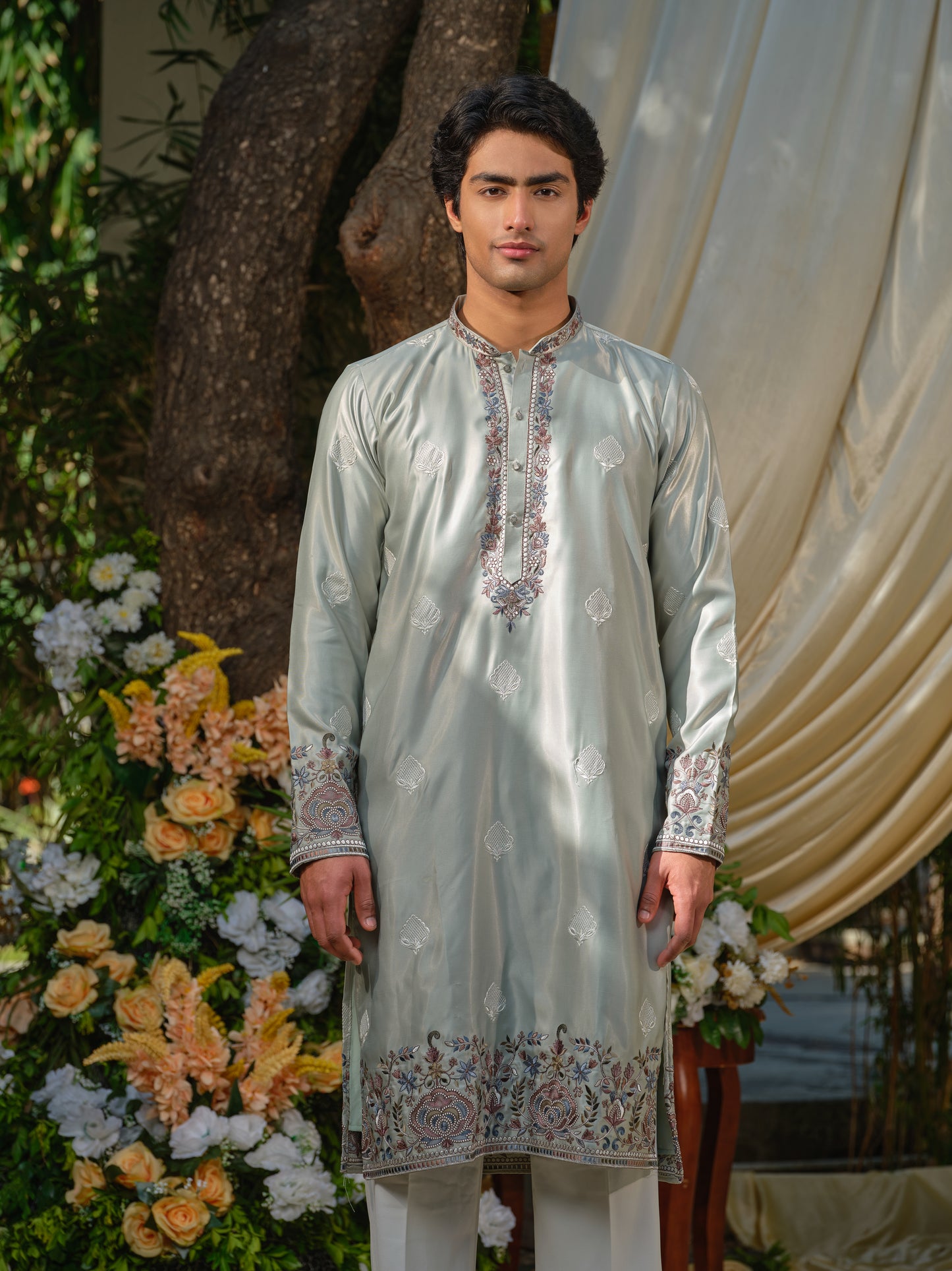Men’s Silk Kurta–Bottom Set with Thread Work Embroidery