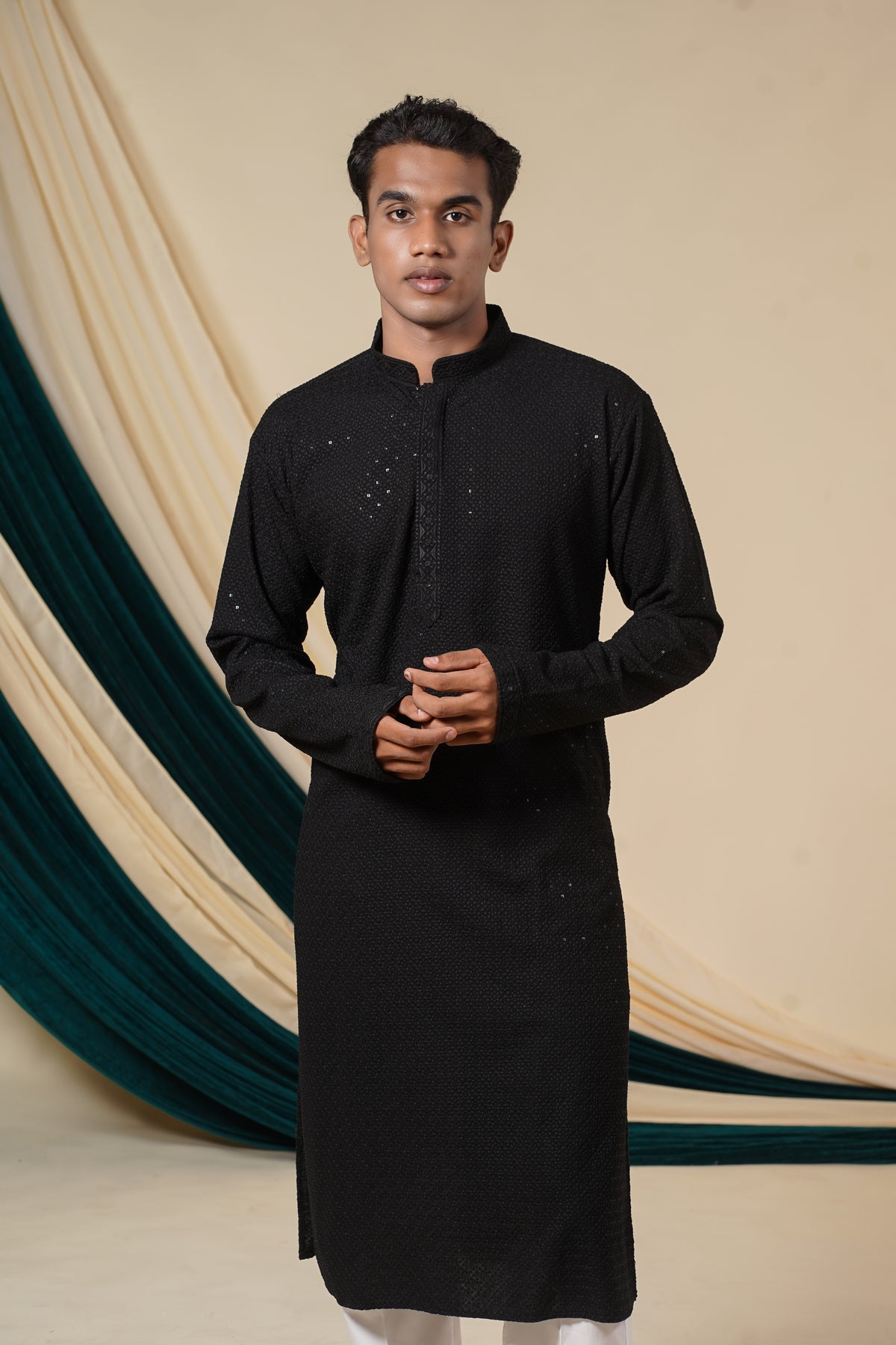 Black Rayon Sequins Threadwork Kurta Set