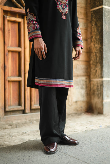 Black V-Neck Kurta with Intricate Thread Work Embroidery