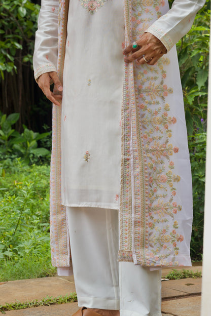 Men's Off-White Linen Satin Kurta Set with Dupatta