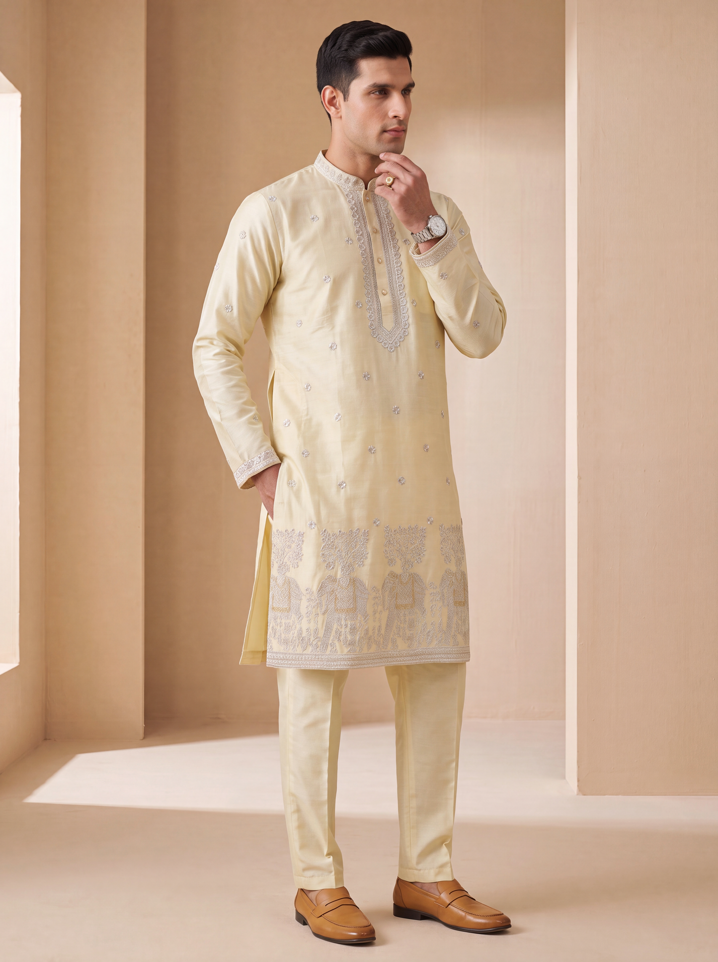 Cream Short Kurta Set with Embroidery