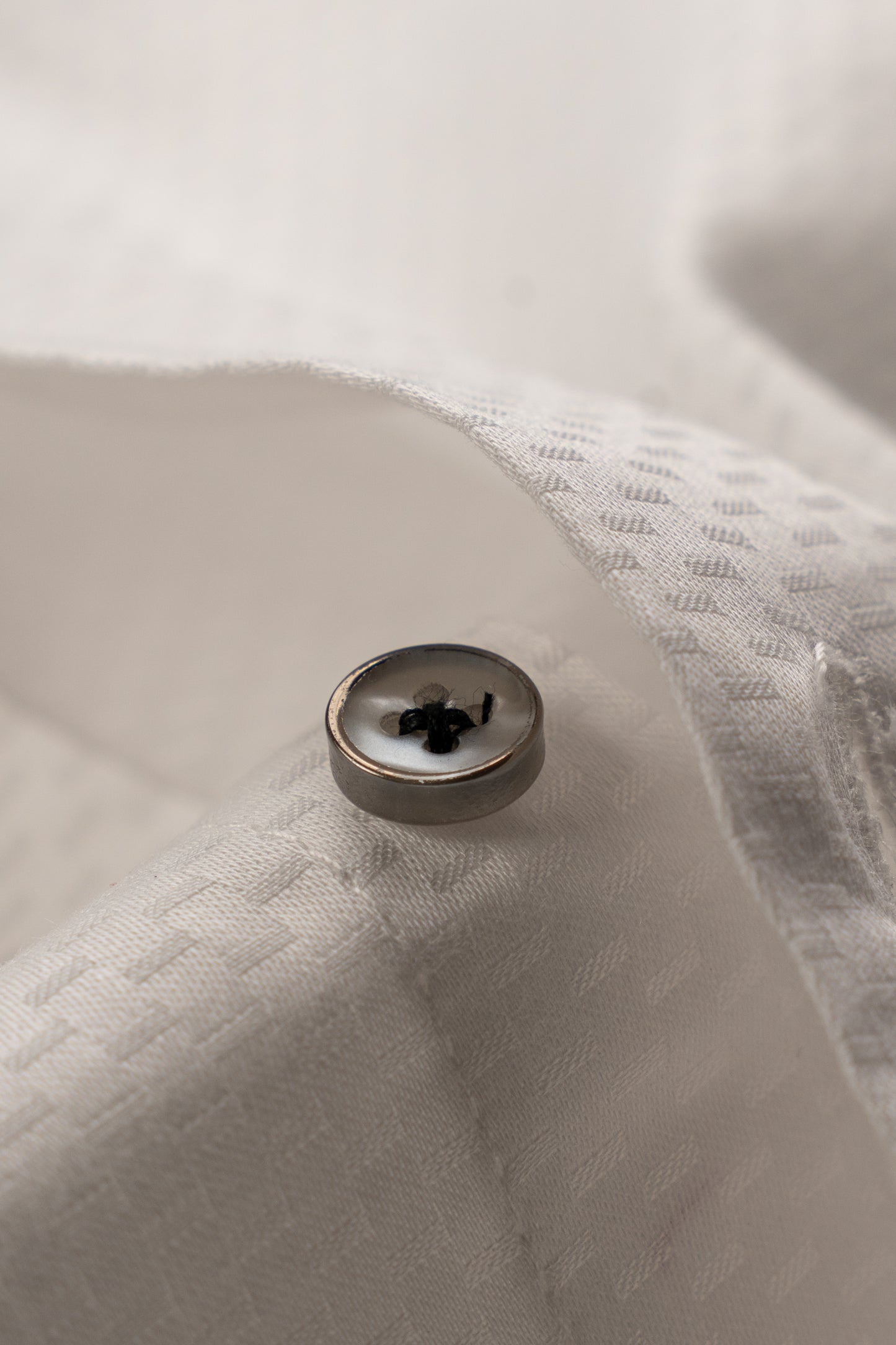 Men’s White Dobby Textured Satin Slim Fit Shirt