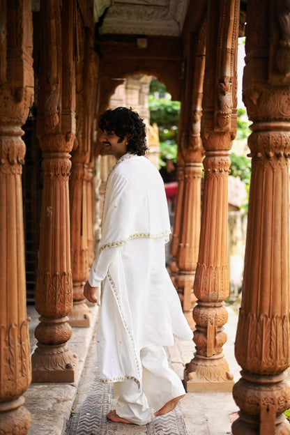 Men's White BSY Kurta Set with Sequins & Zari Embroidery